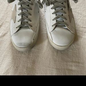 Star distress sneakers